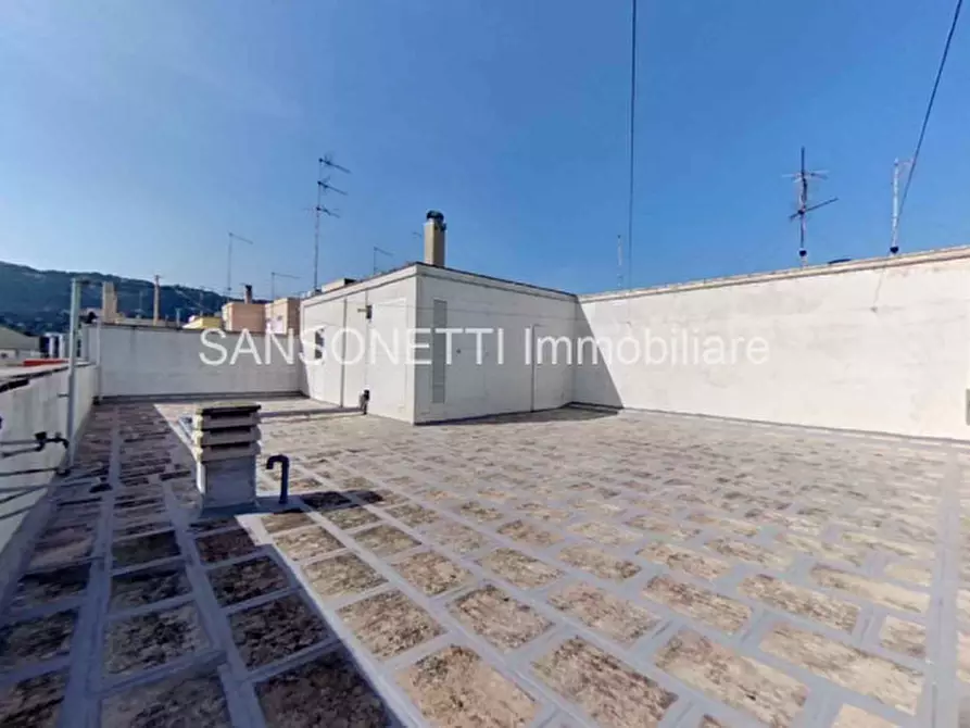 Immagine 44 di Palazzo in vendita  in Leopardi a Fasano