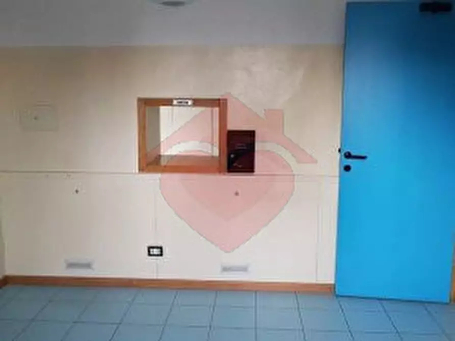 Immagine 6 di Negozio in affitto  in via xxv aprile 49 a Cassina De' Pecchi