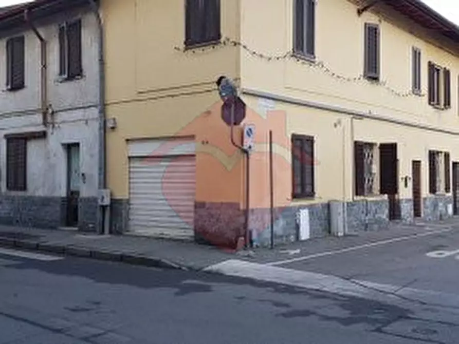 Immagine 17 di Negozio in affitto  in via xxv aprile 49 a Cassina De' Pecchi