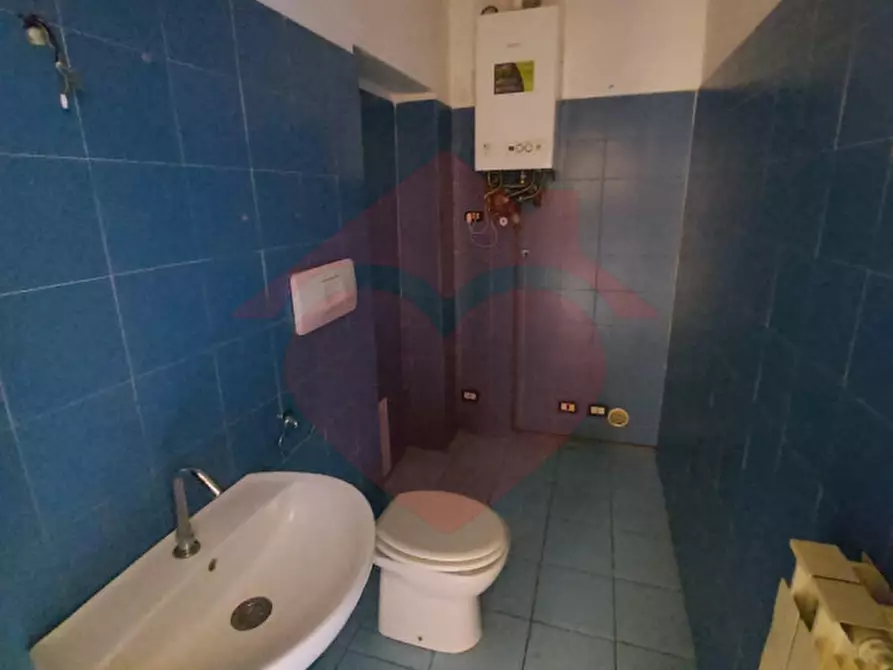 Immagine 21 di Negozio in affitto  in via xxv aprile 49 a Cassina De' Pecchi