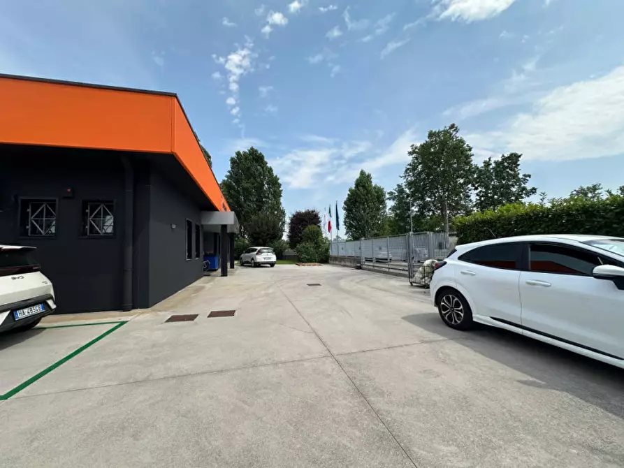 Immagine 4 di Ufficio in vendita  in via boccaccio 49 a Mazzano