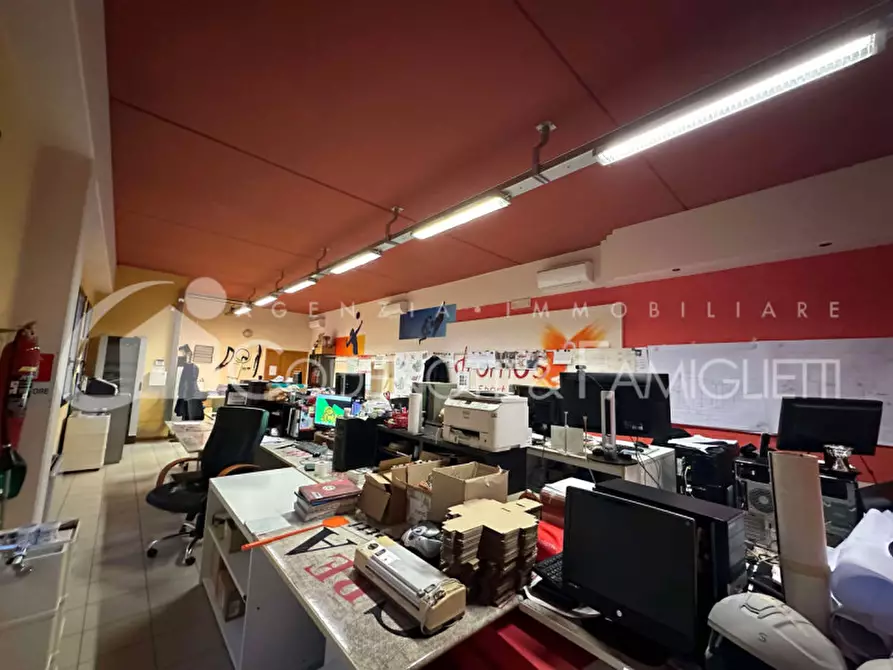 Immagine 10 di Laboratorio in vendita  in via boccaccio 49 a Mazzano