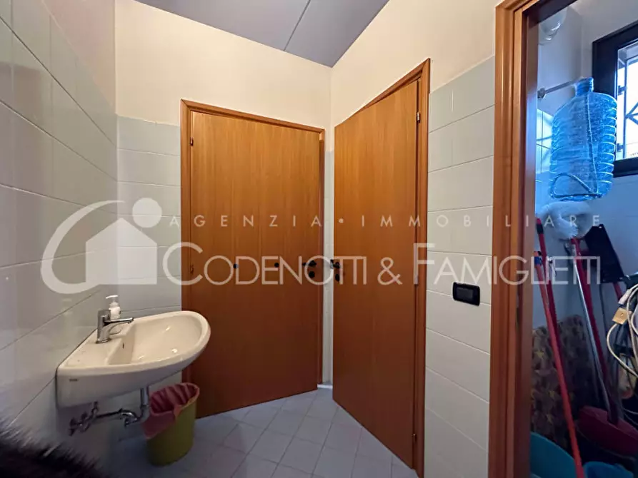 Immagine 26 di Laboratorio in vendita  in via boccaccio 49 a Mazzano