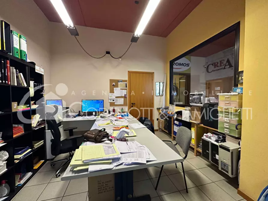 Immagine 28 di Laboratorio in vendita  in via boccaccio 49 a Mazzano