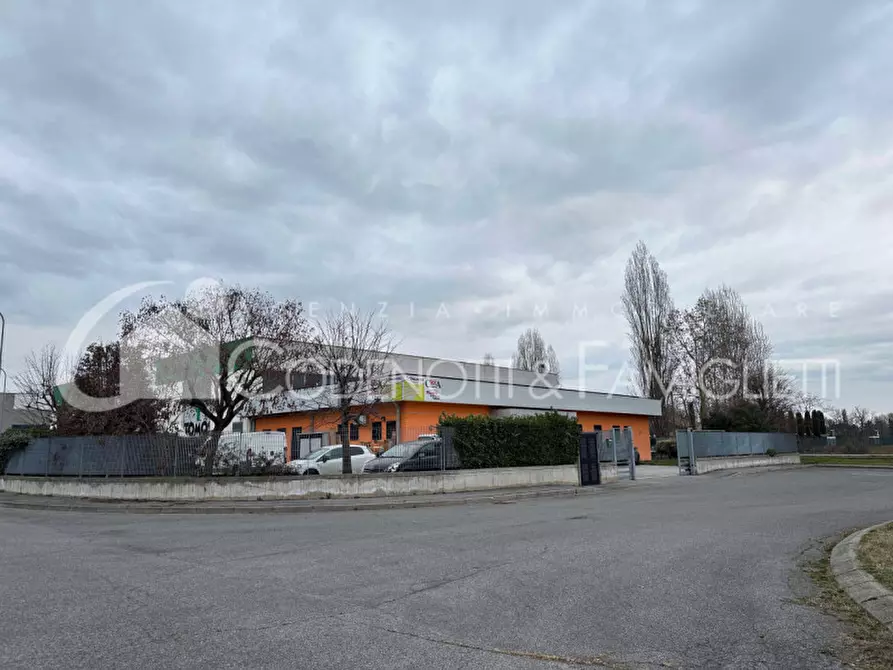 Immagine 37 di Laboratorio in vendita  in via boccaccio 49 a Mazzano