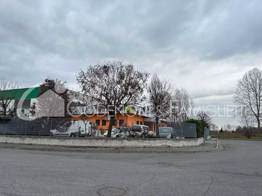 Immagine 39 di Laboratorio in vendita  in via boccaccio 49 a Mazzano