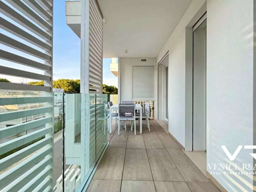 Immagine 5 di Appartamento in vendita  in viale oriente a Jesolo