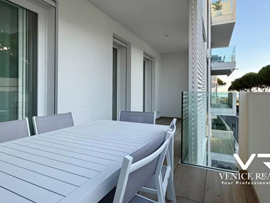 Immagine 7 di Appartamento in vendita  in viale oriente a Jesolo