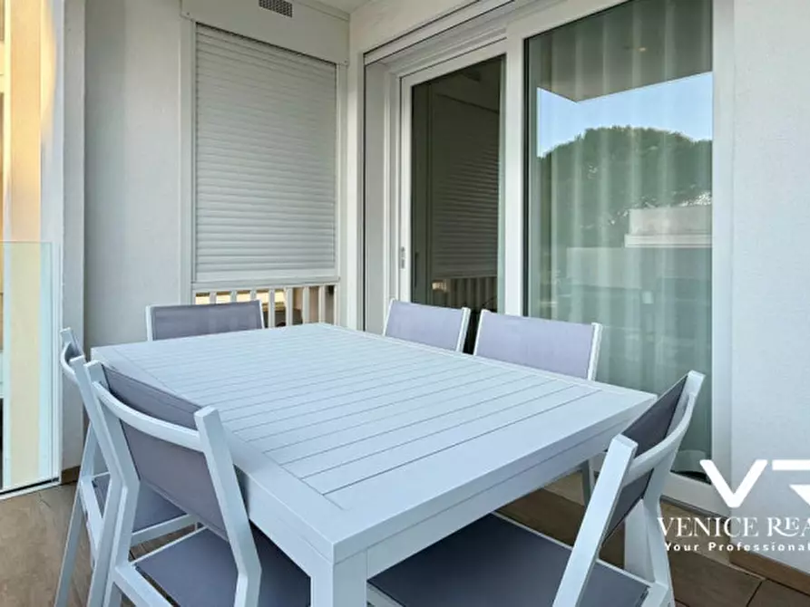 Immagine 8 di Appartamento in vendita  in viale oriente a Jesolo