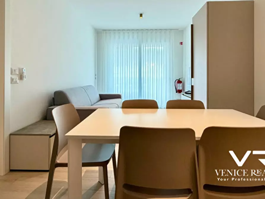Immagine 11 di Appartamento in vendita  in viale oriente a Jesolo