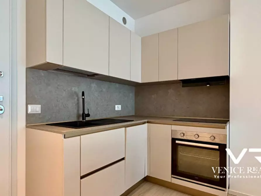 Immagine 12 di Appartamento in vendita  in viale oriente a Jesolo