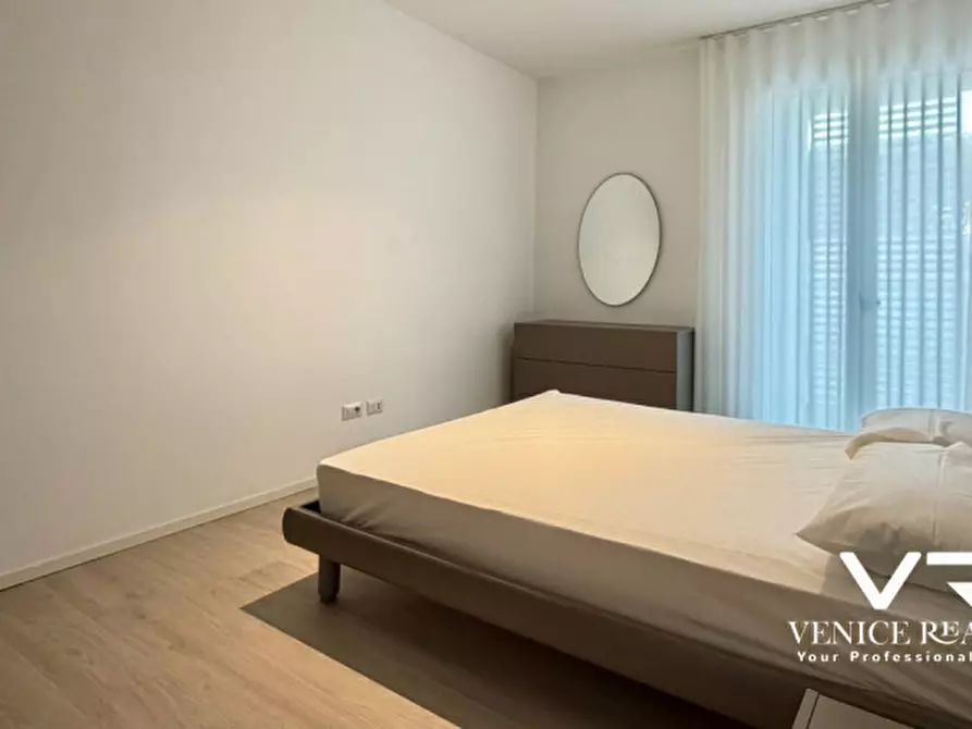 Immagine 17 di Appartamento in vendita  in viale oriente a Jesolo