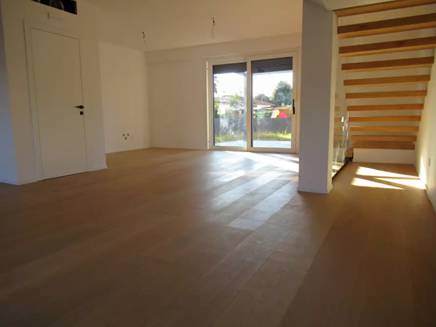 Immagine 3 di Casa bifamiliare in vendita  in via castel bonomio a Arcade