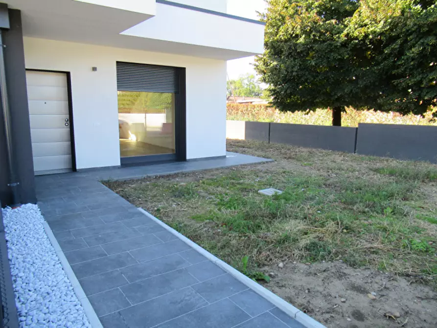 Immagine 12 di Casa bifamiliare in vendita  in via castel bonomio a Arcade