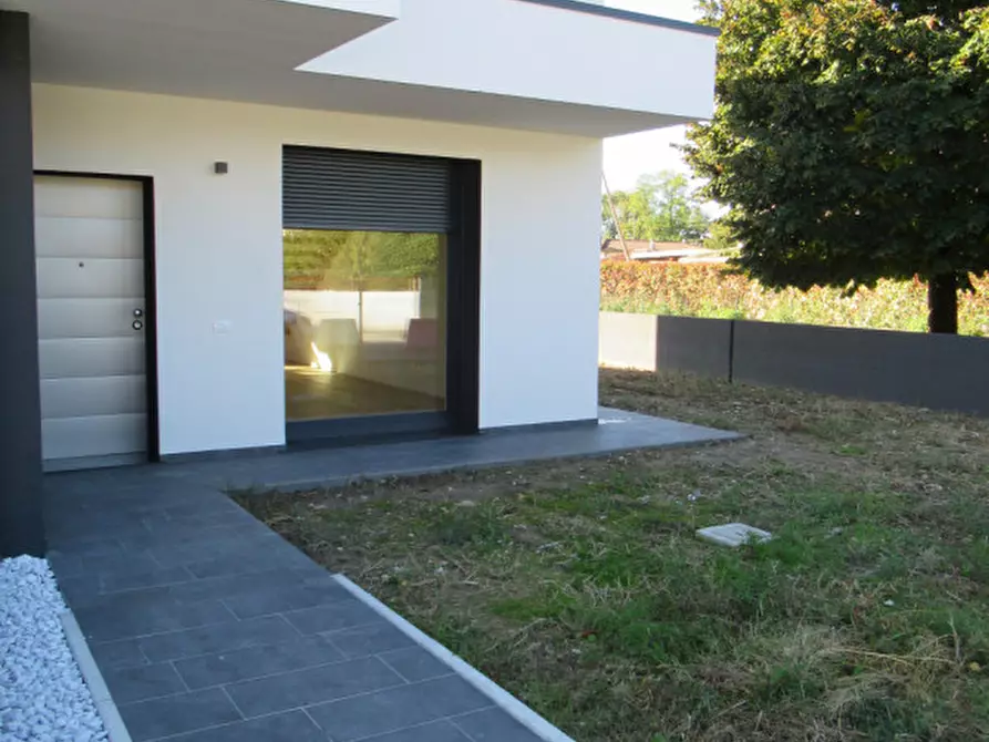 Immagine 14 di Casa bifamiliare in vendita  in via castel bonomio a Arcade