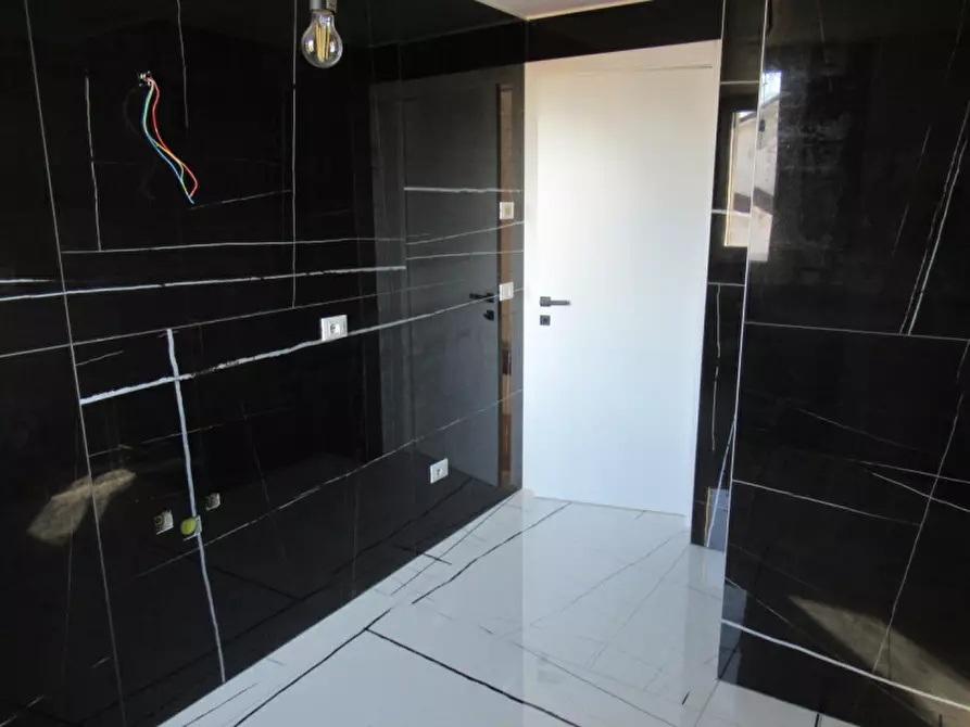 Immagine 29 di Casa bifamiliare in vendita  in via castel bonomio a Arcade