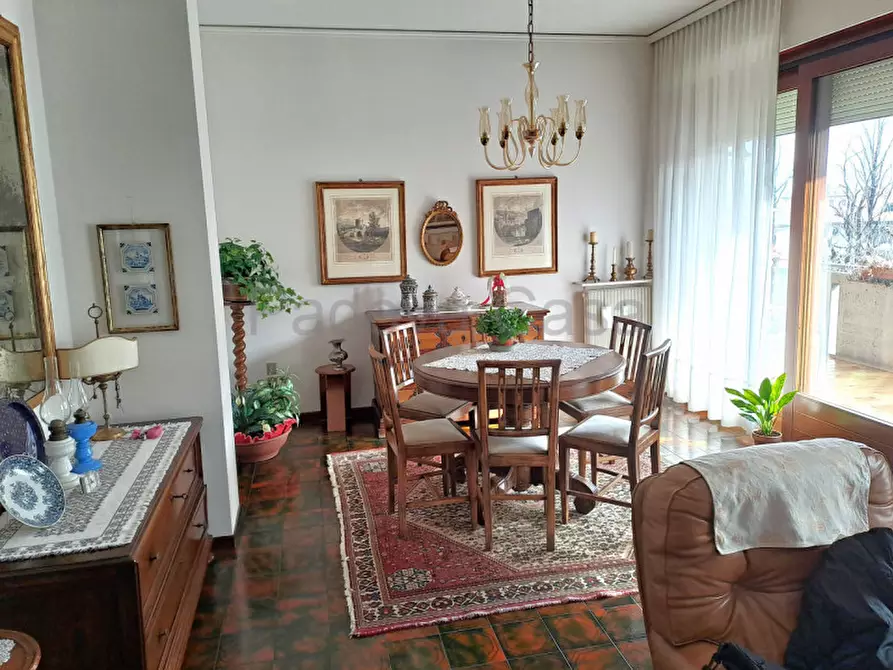 Immagine 1 di Appartamento in vendita  a Conegliano