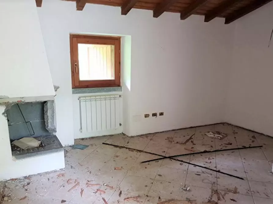 Immagine 1 di Appartamento in vendita  in Località Castello, N. 7 a Laino