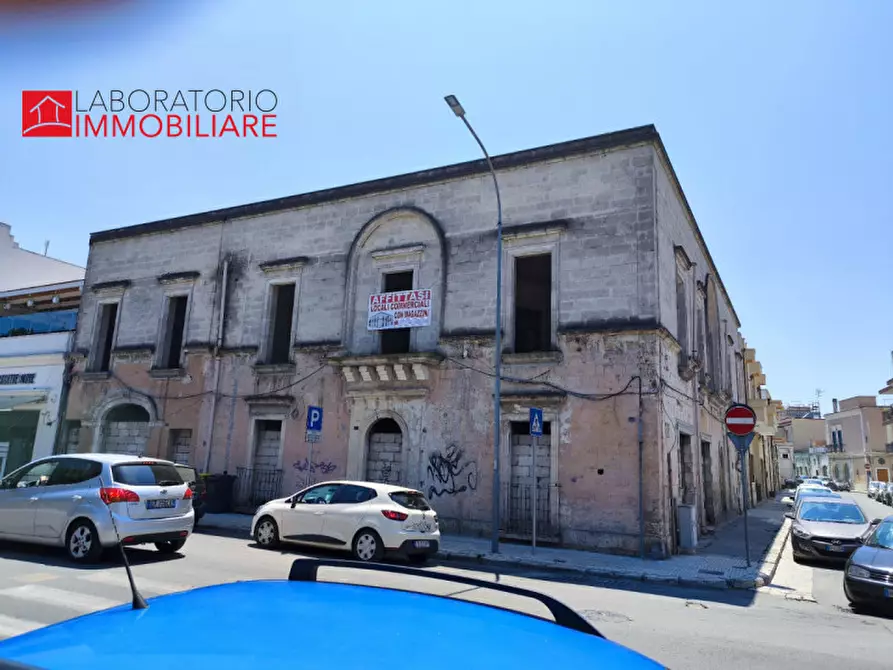 Immagine 23 di Attività commerciale in affitto  in via G. Marconi  19 a Mesagne