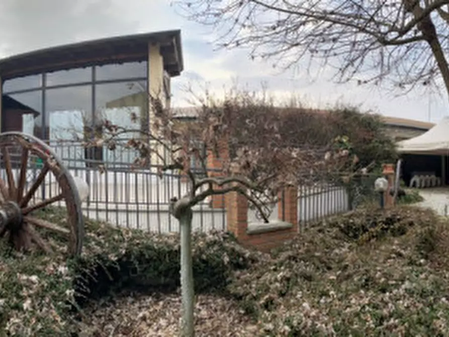 Immagine 3 di Capannone industriale in vendita  in Via Carlo Traversa 2 a Trino Vercellese