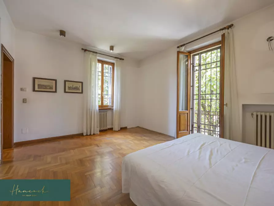 Immagine 18 di Villa in vendita  in Via Ciro Menotti a Verona