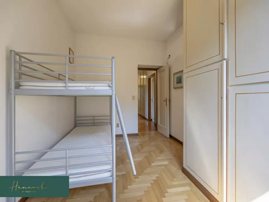 Immagine 39 di Villa in vendita  in Via Ciro Menotti a Verona