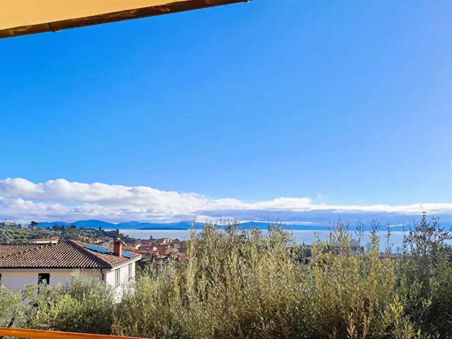 Immagine 11 di Villetta a schiera in vendita  a Passignano Sul Trasimeno