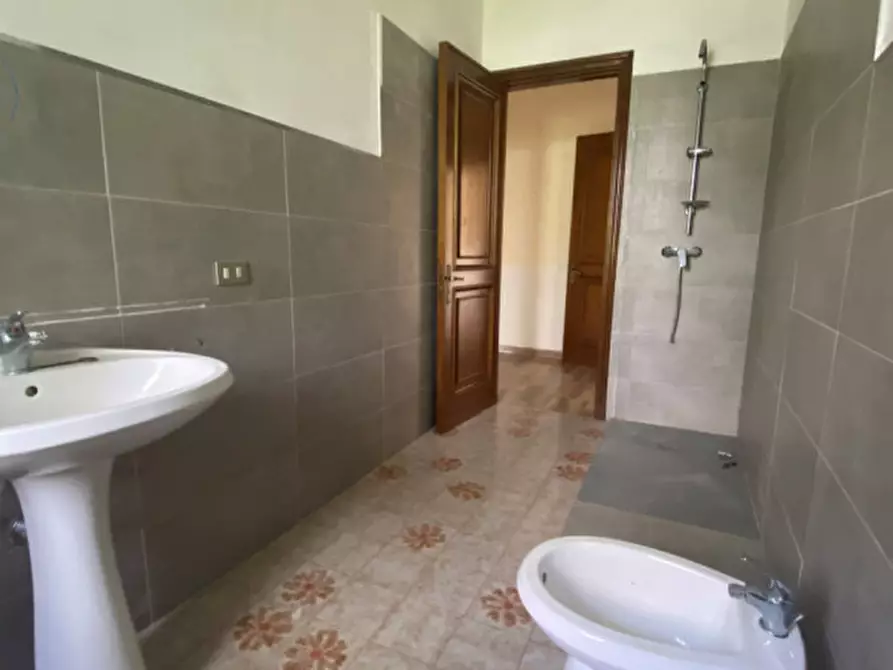 Immagine 13 di Villetta a schiera in vendita  in Via Storella a Lecce