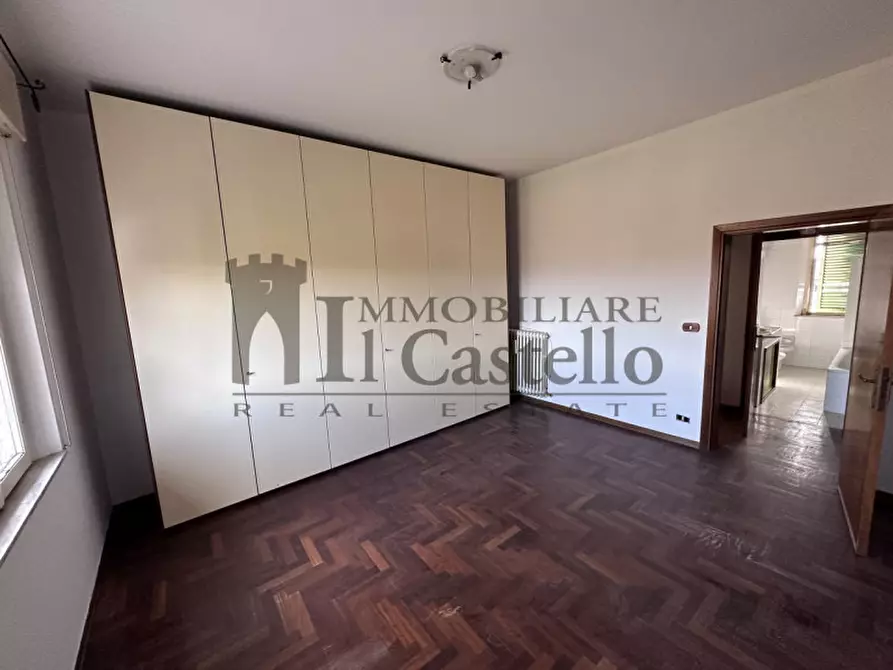 Immagine 3 di Appartamento in vendita  in Via Stazione di Panicale a Castiglione Del Lago