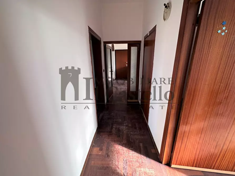 Immagine 9 di Appartamento in vendita  in Via Stazione di Panicale a Castiglione Del Lago