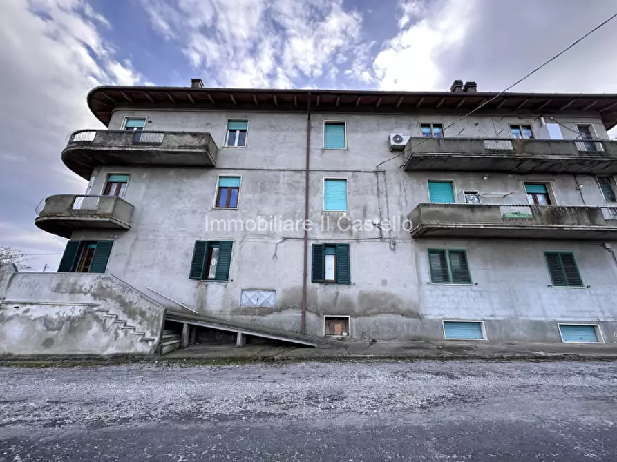 Immagine 1 di Appartamento in vendita  in Via Stazione di Panicale a Castiglione Del Lago