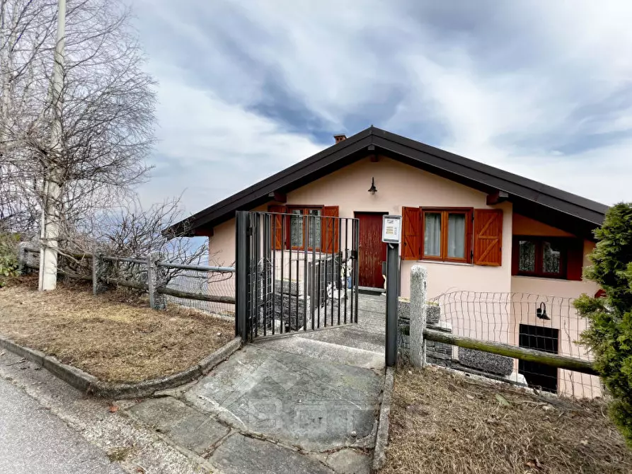 Immagine 1 di Villa in vendita  in Località Alpe Quaggione a Germagno