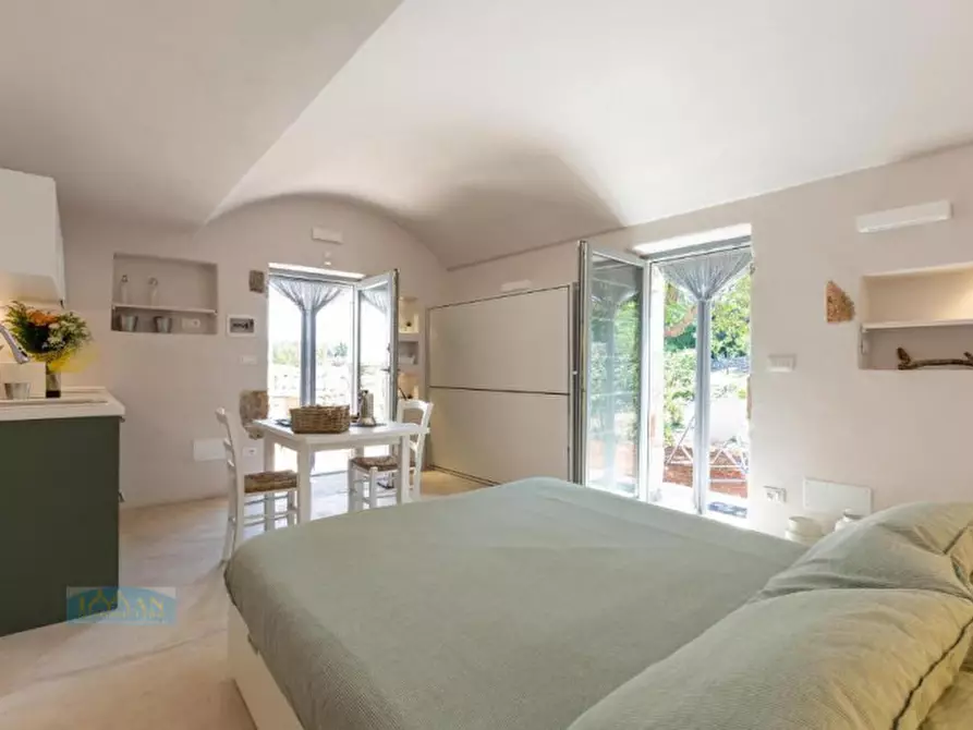 Immagine 8 di Rustico / casale in vendita  in Contrada Montevecchio a Ceglie Messapico