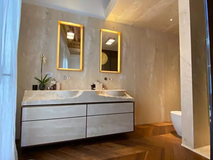 Immagine 18 di Appartamento in vendita  in via San Gaetano a Padova