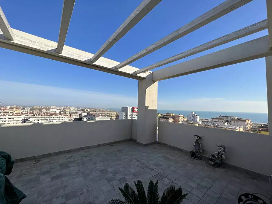 Immagine 1 di Attico in vendita  in Viale Amerigo Vespucci a Chioggia