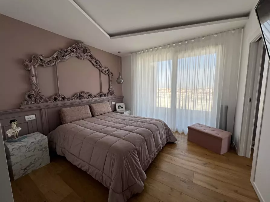 Immagine 7 di Attico in vendita  in Viale Amerigo Vespucci a Chioggia