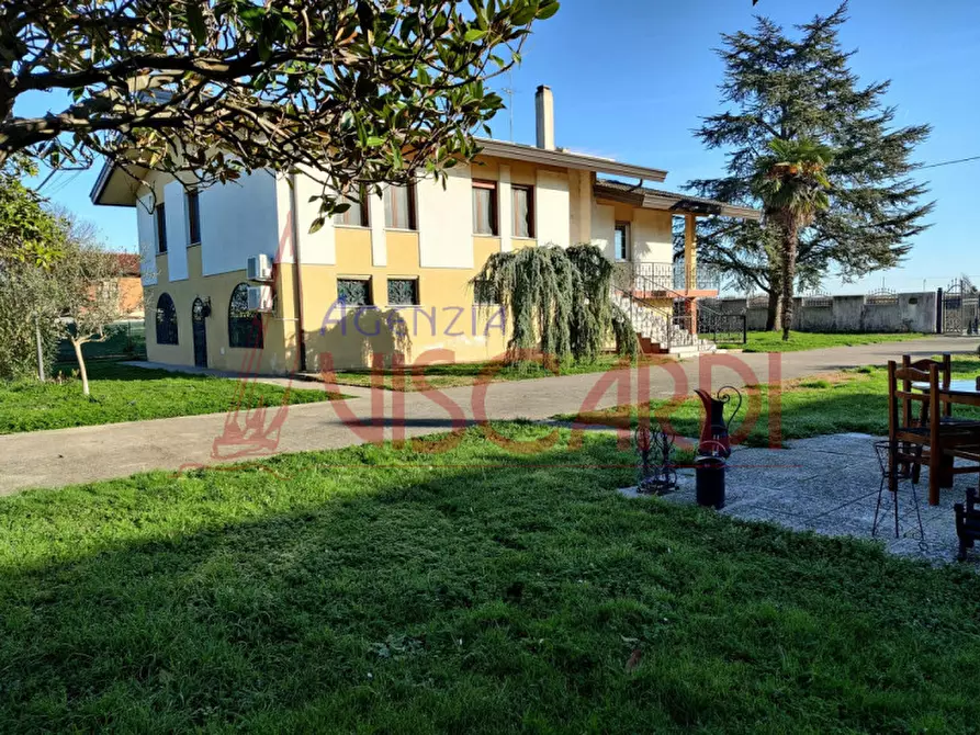 Immagine 2 di Villa in vendita  in Via Braida I^ a Eraclea