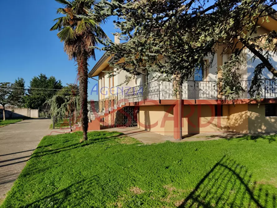 Immagine 3 di Villa in vendita  in Via Braida I^ a Eraclea