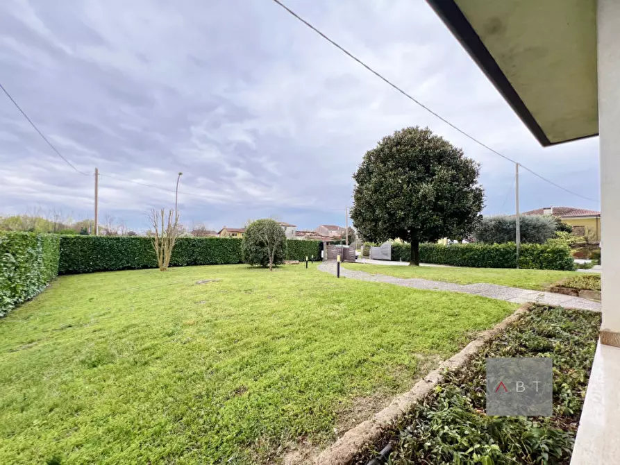 Immagine 18 di Casa indipendente in vendita  a Fontaniva