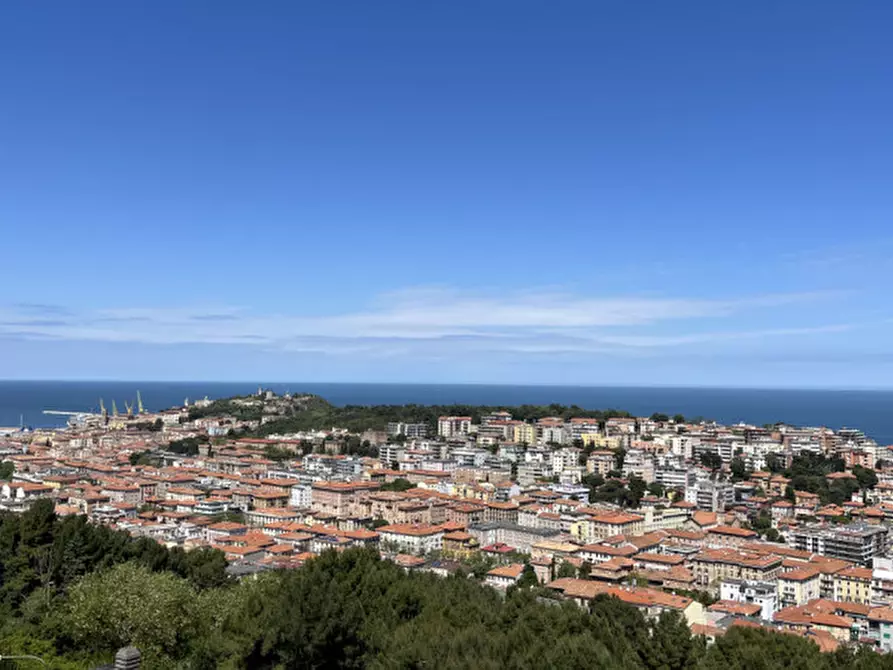 Immagine 5 di Attico in vendita  in via Salmoni a Ancona