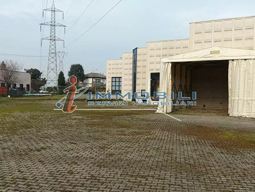 Immagine 13 di Capannone industriale in vendita  in VIA PRIMO MAGGIO a Bussero