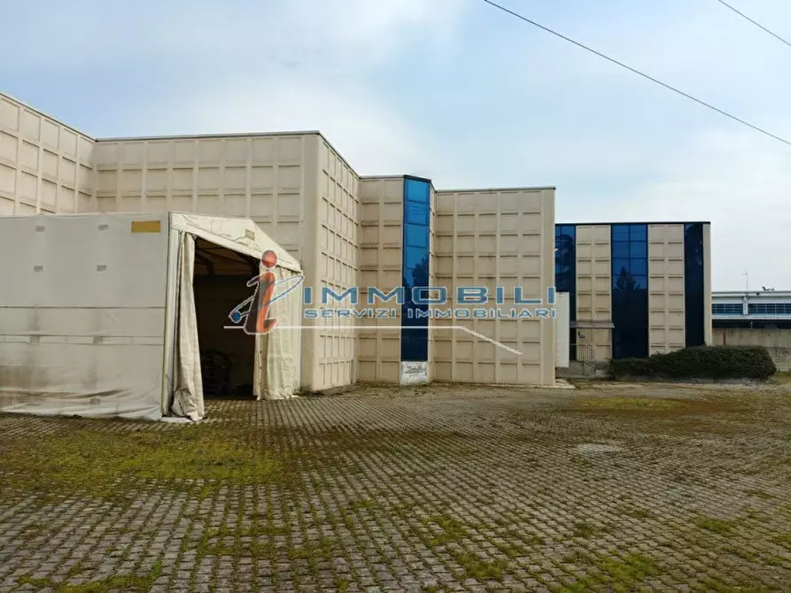 Immagine 17 di Capannone industriale in vendita  in VIA PRIMO MAGGIO a Bussero