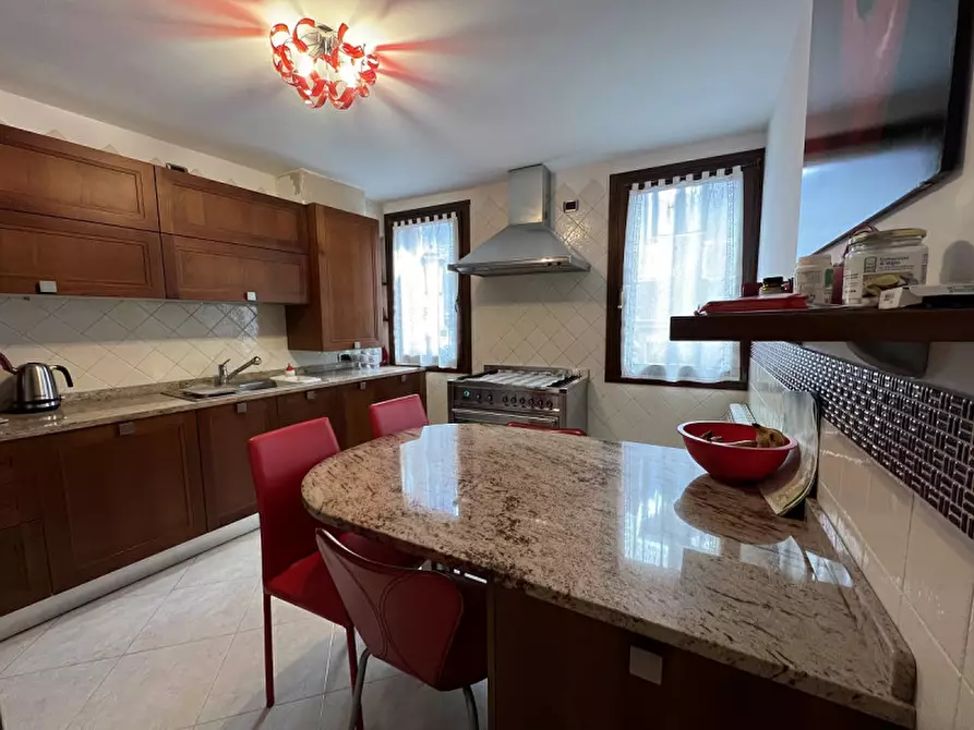 Immagine 6 di Casa indipendente in vendita  in Calle Olivi a Chioggia
