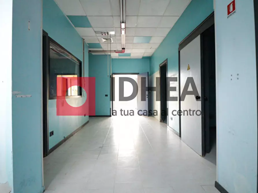 Immagine 7 di Attività commerciale in vendita  a Treviso