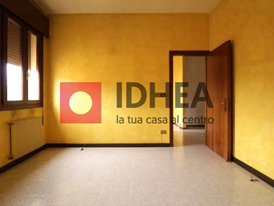 Immagine 8 di Attività commerciale in vendita  a Treviso