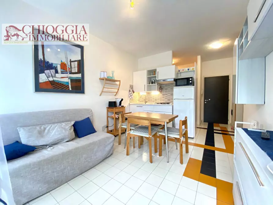 Immagine 5 di Appartamento in vendita  in Via delle Nazioni Unite a Chioggia