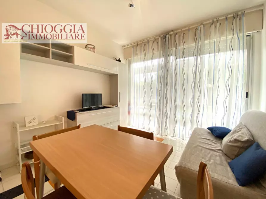 Immagine 7 di Appartamento in vendita  in Via delle Nazioni Unite a Chioggia