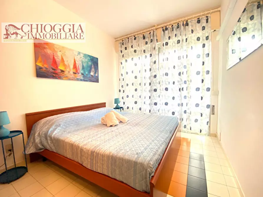 Immagine 11 di Appartamento in vendita  in Via delle Nazioni Unite a Chioggia