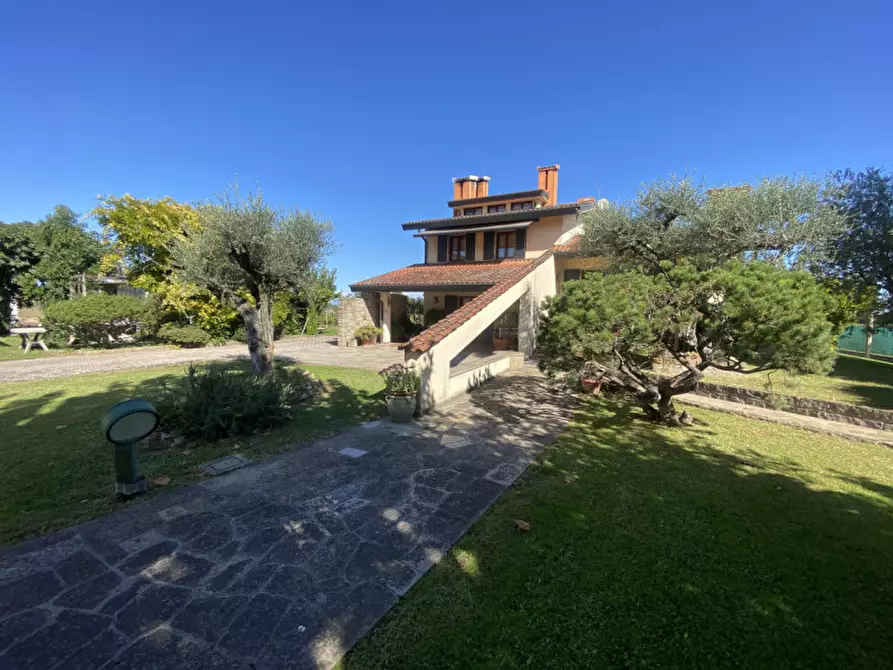 Immagine 1 di Villa in vendita  in Via Sabbioni a Veggiano