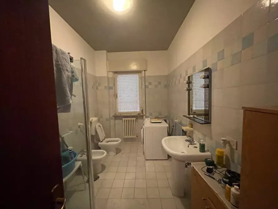 Immagine 8 di Appartamento in vendita  a Senigallia